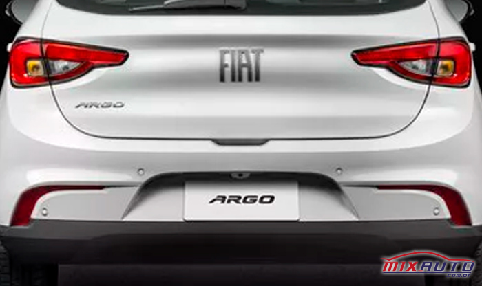 Sensor e câmera de ré do Fiat Argo