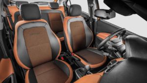 Versões do Chevrolet Onix - Onix Activ Interior