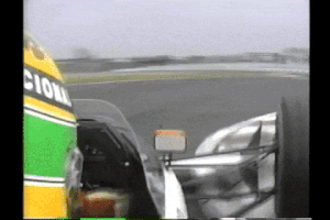 Ayrton Senna dirigindo carro de F1